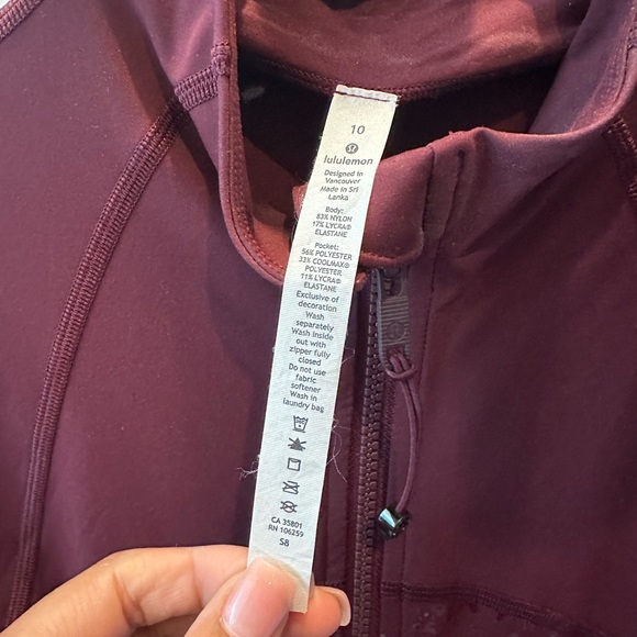 Lulu define jacket - Picture 2 of 3